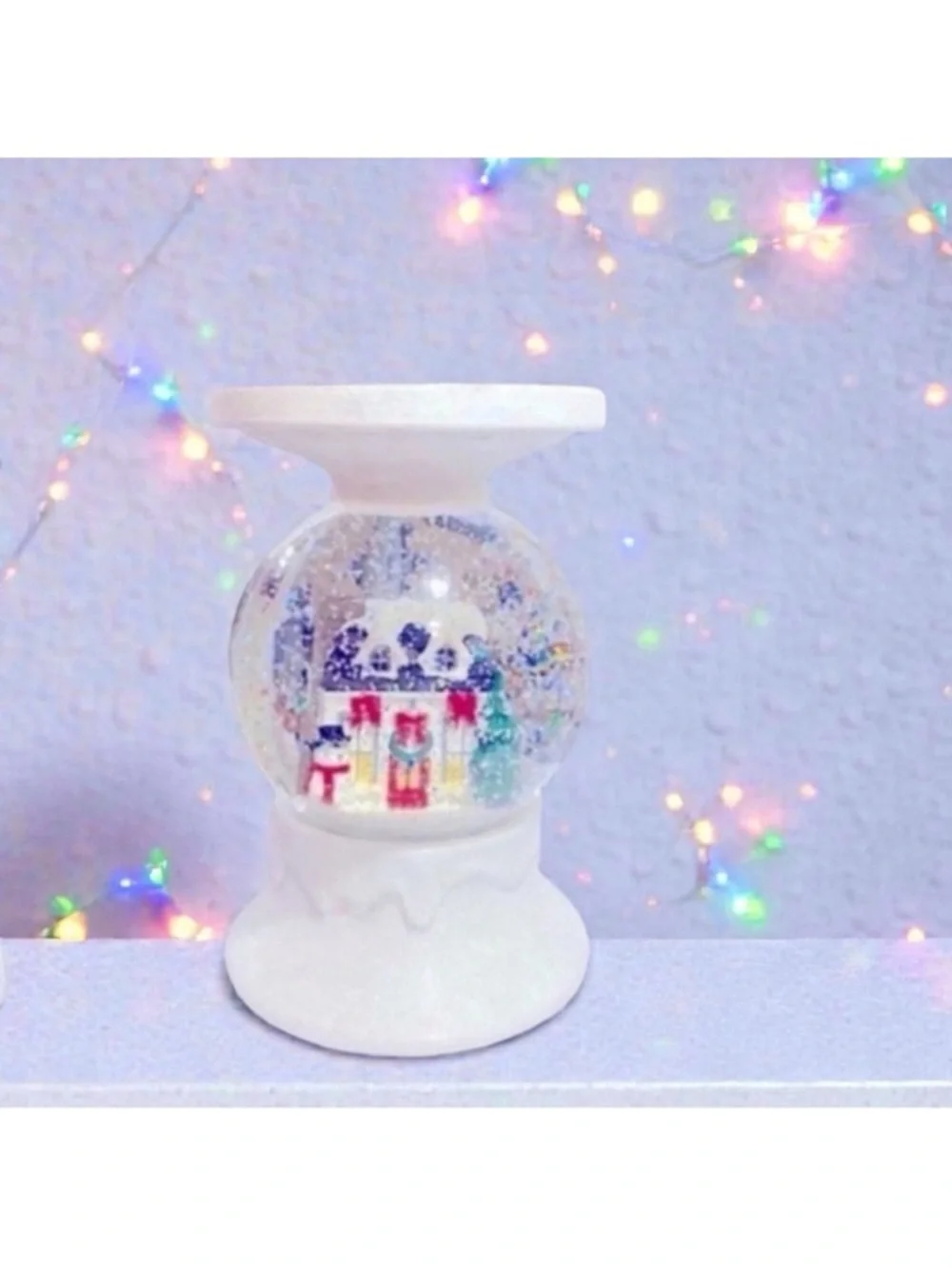 Water Globe Winter House Candle Holder - Picture 1 of 5